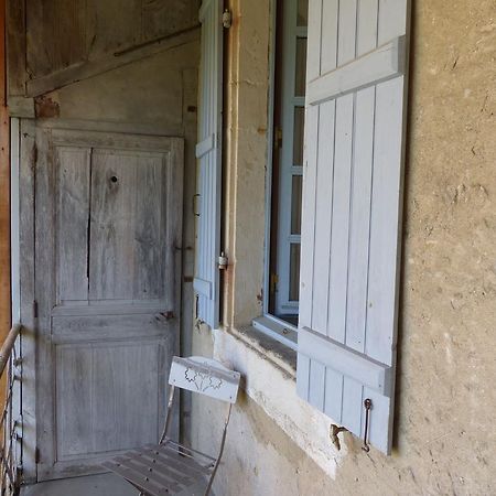 Maison Arriu Bed and Breakfast Montaut  Buitenkant foto
