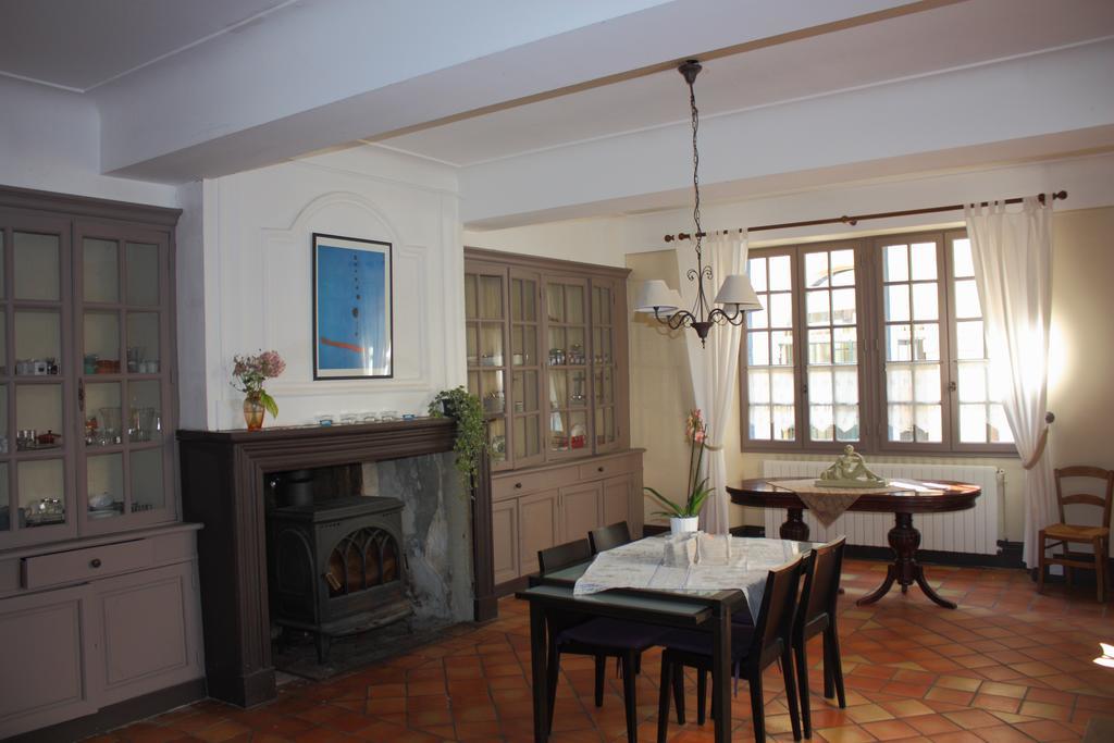 Maison Arriu Bed and Breakfast Montaut  Buitenkant foto