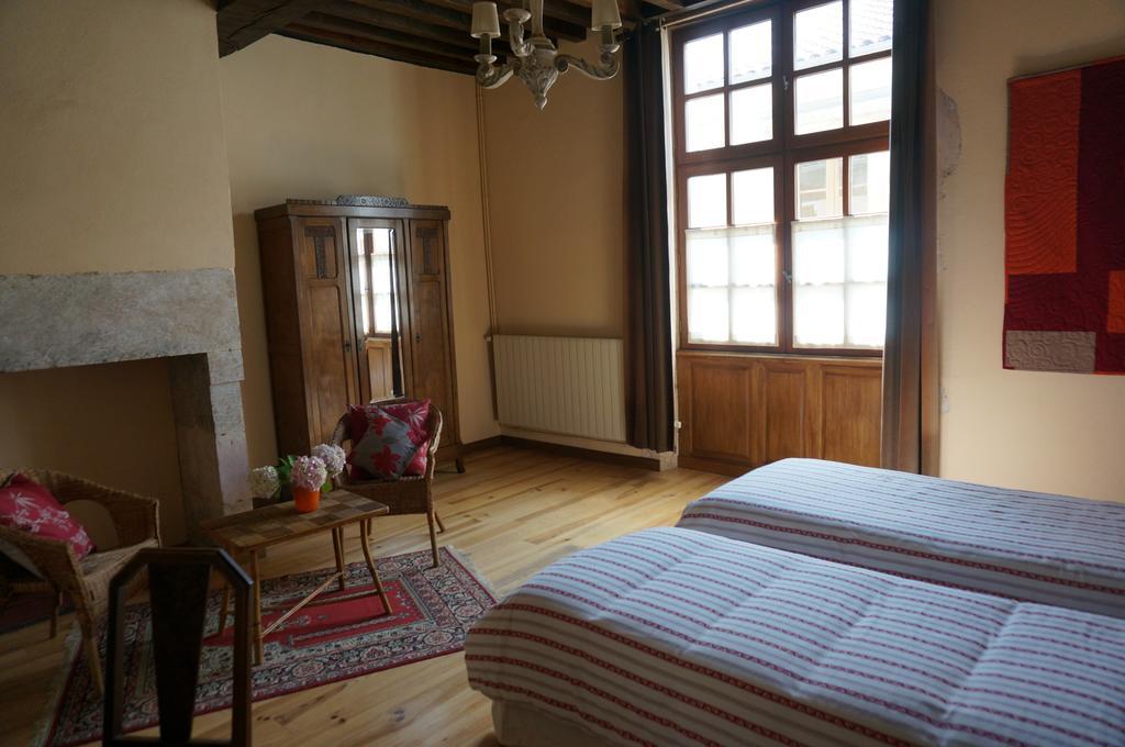 Maison Arriu Bed and Breakfast Montaut  Kamer foto